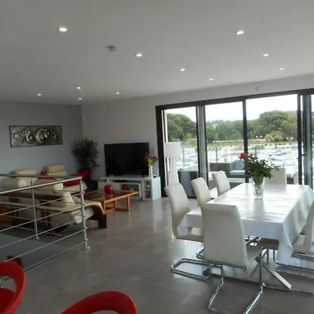 Villa Quai Lamoudru - 2 *